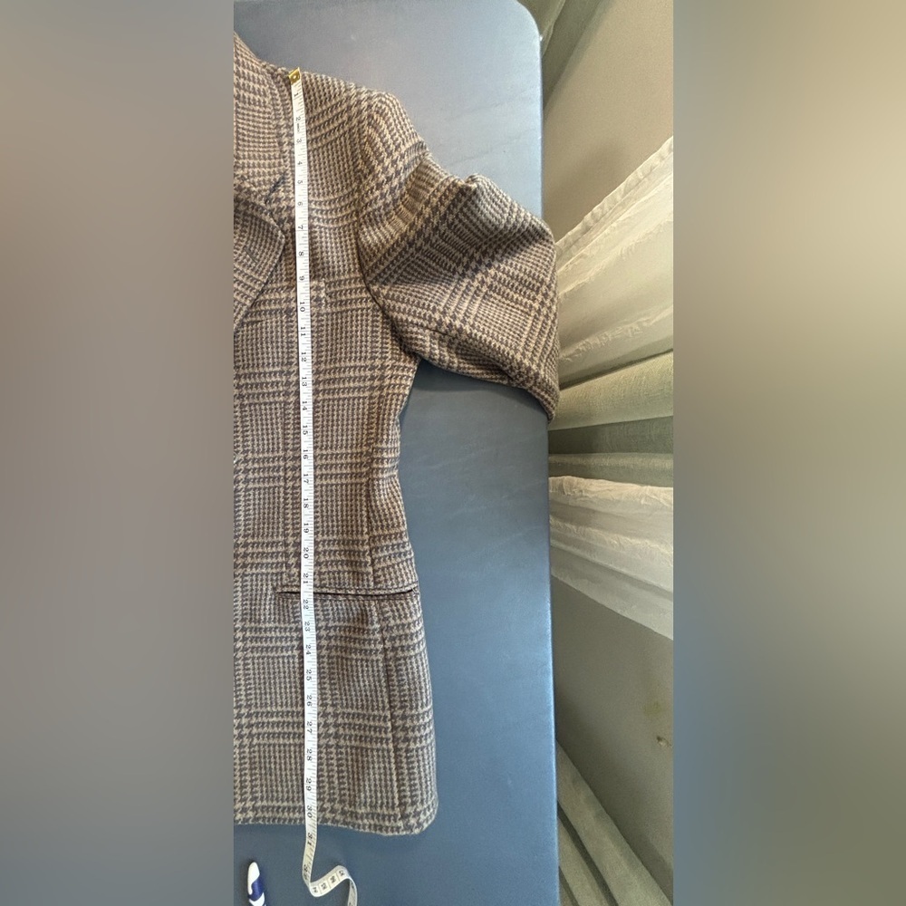 Men's Plaid Wool Blazer Jacket Sport Coat 42R 100% Wool Outer, Satin Lining. - Picture 5 of 9